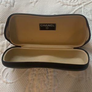 Authentic Chanel case for glasses 👓